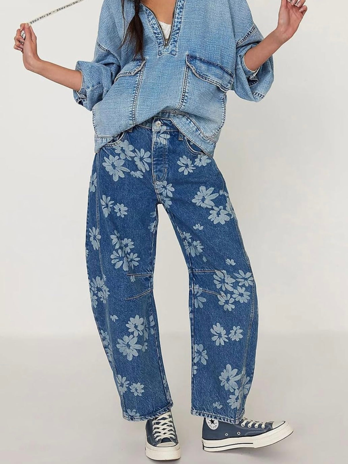 Blue floral barrel seams pants
