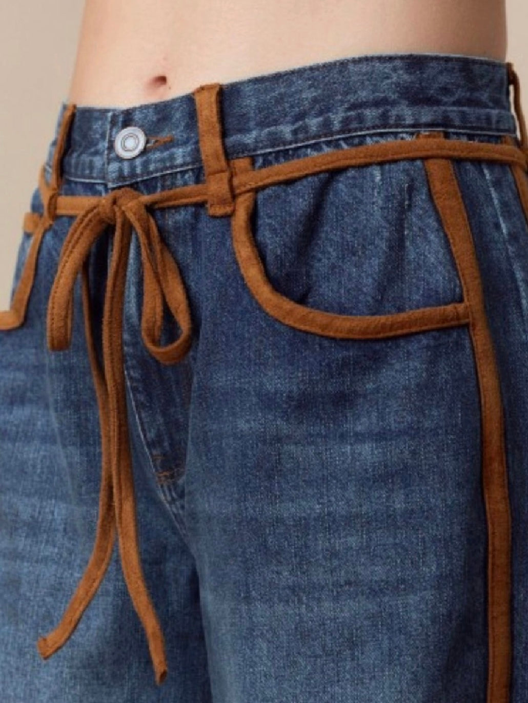 Blue and brown details barrel jeans pants
