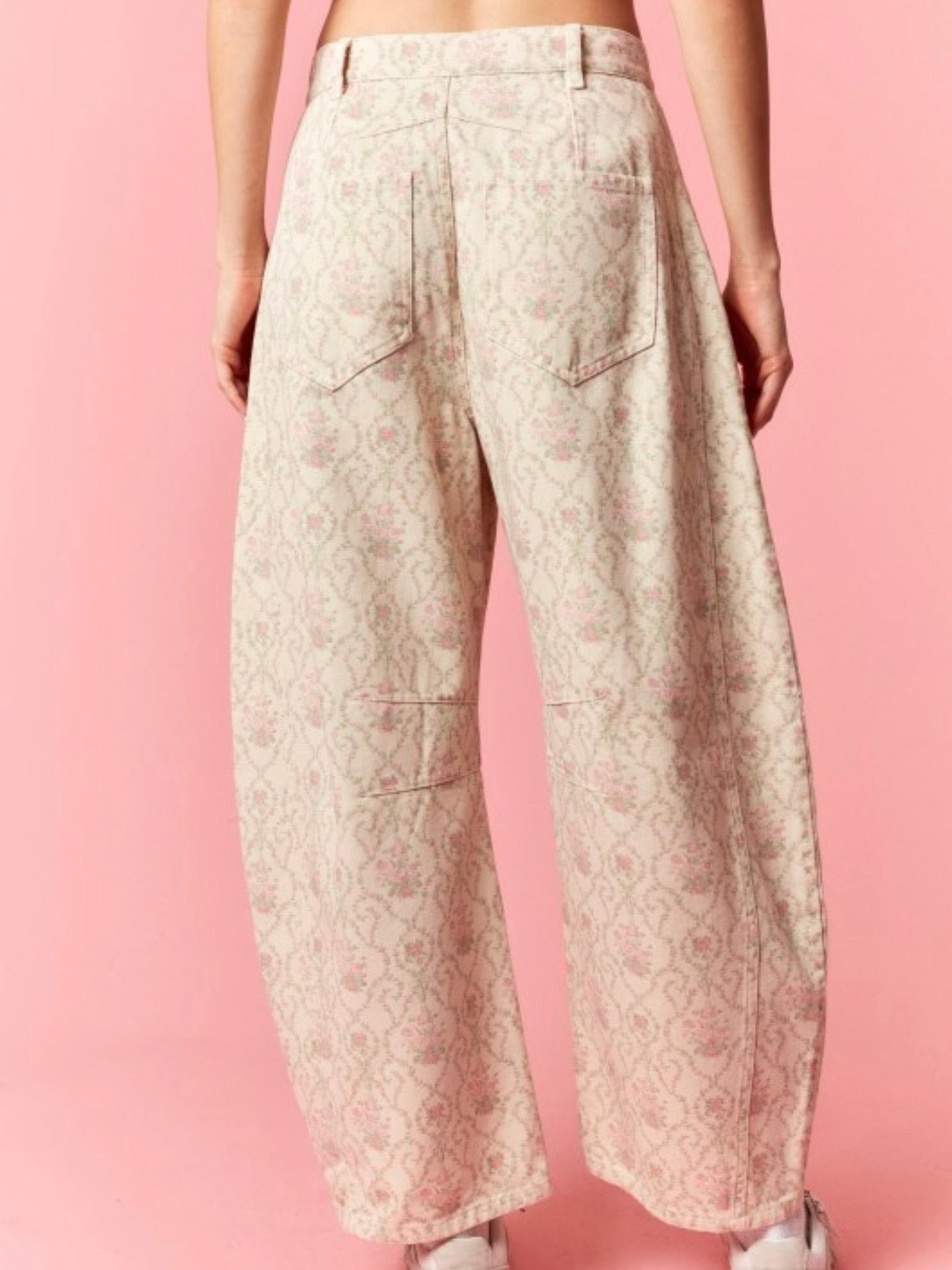 Barroque beige floral printed barrel jeans pants