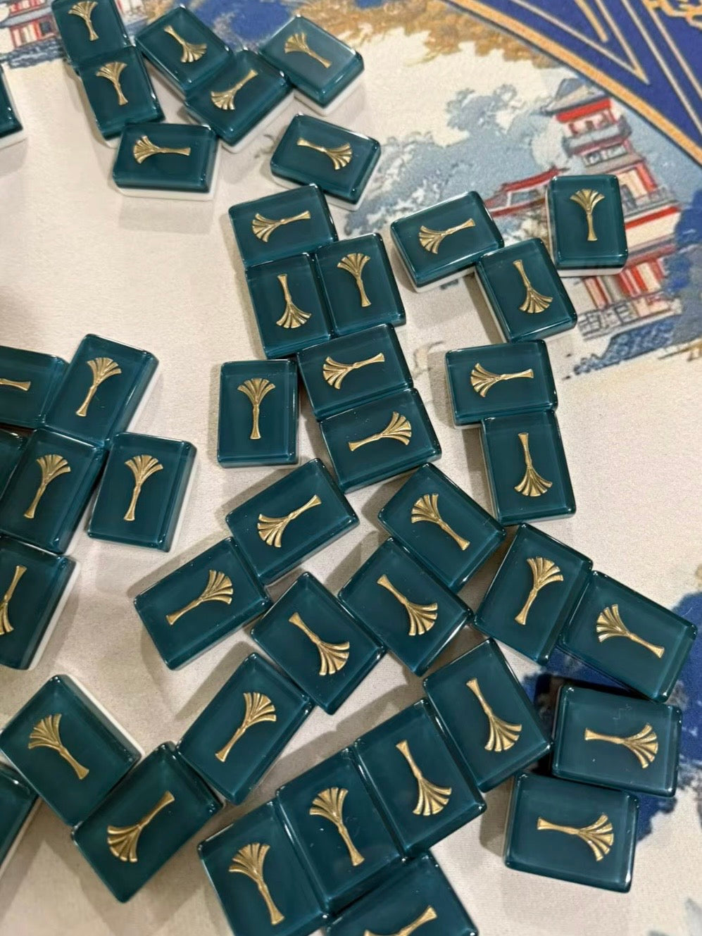 Burgundy and dark green, lions and dragons Mahjong tiles set