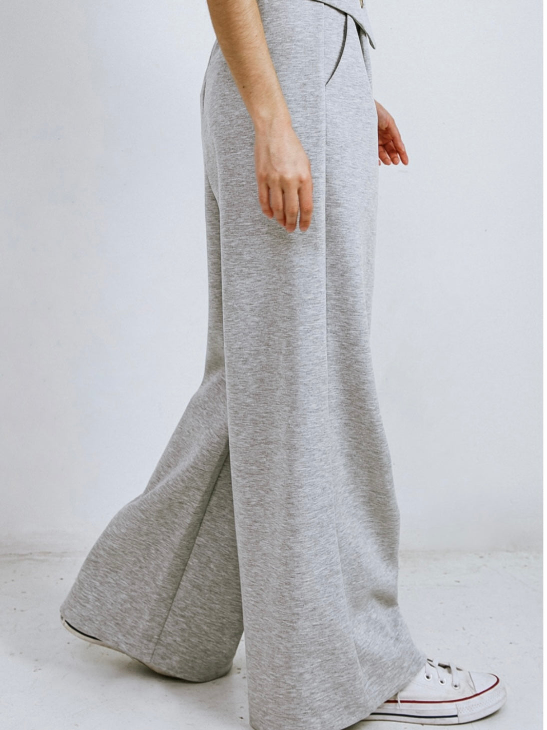 Gray set of 2 vest top and pants