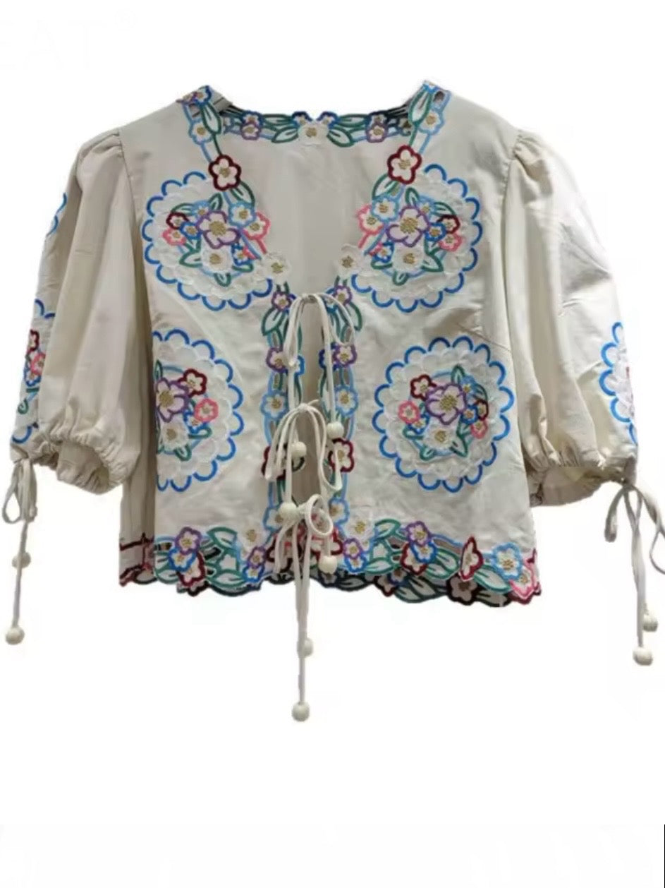 Beige floral embroidered tide front closure shirt