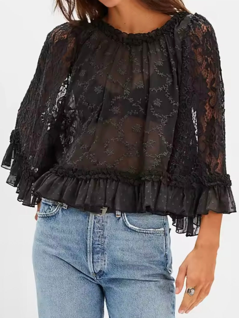 Wide loose fit lace crochet details round neck top