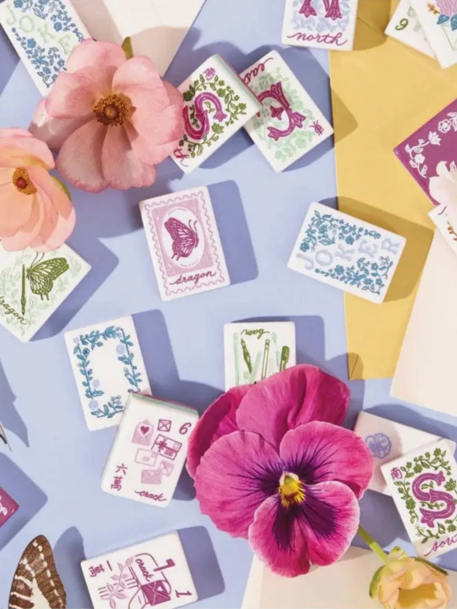 White and burgundy Mail envelope Mahjong tiles set