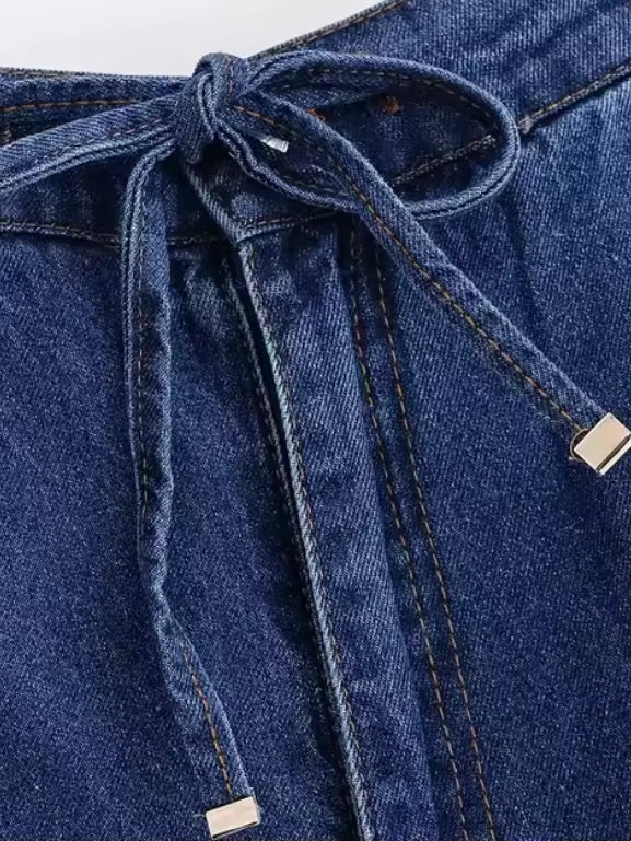 Dark blue denim set of barrel pants and flaps neck top