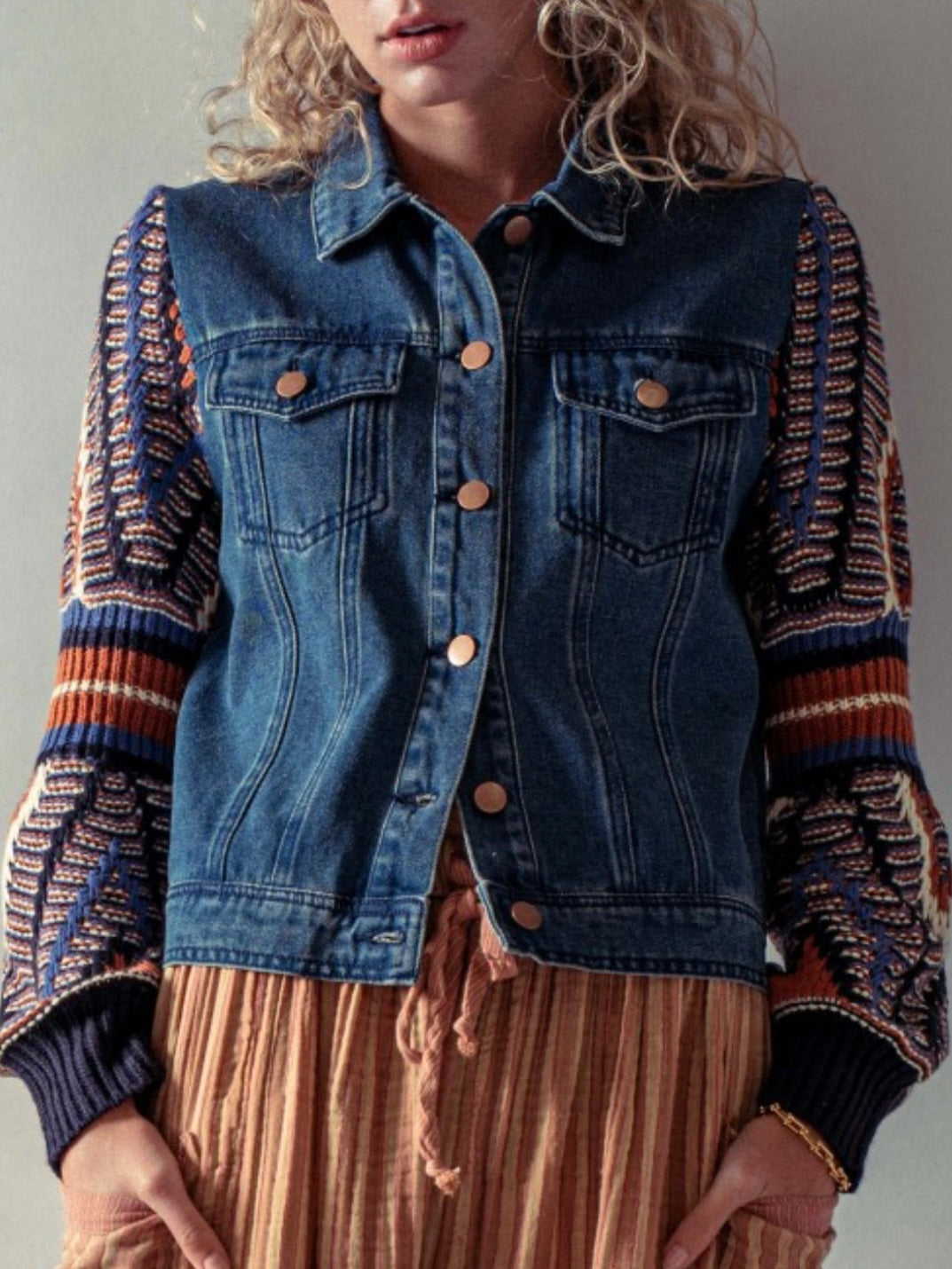 Blue jeans jacket with knitted bomber long sleeves