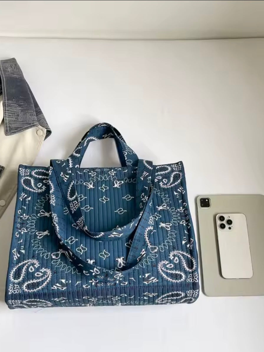 Colors tote plush bag