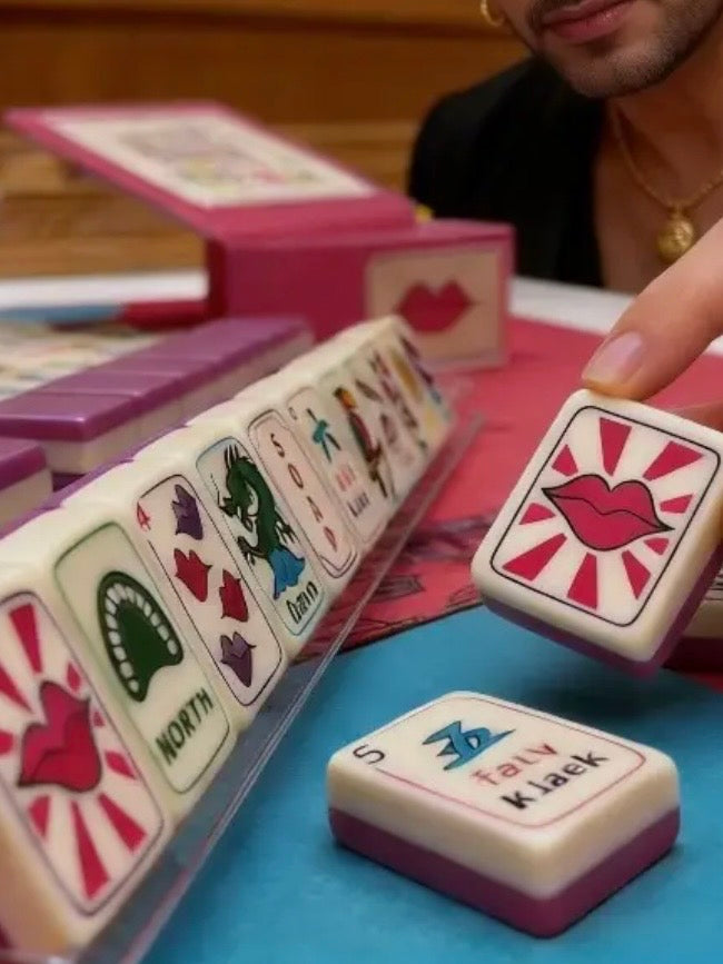 Burgundy kisses and lips Mahjong tiles set