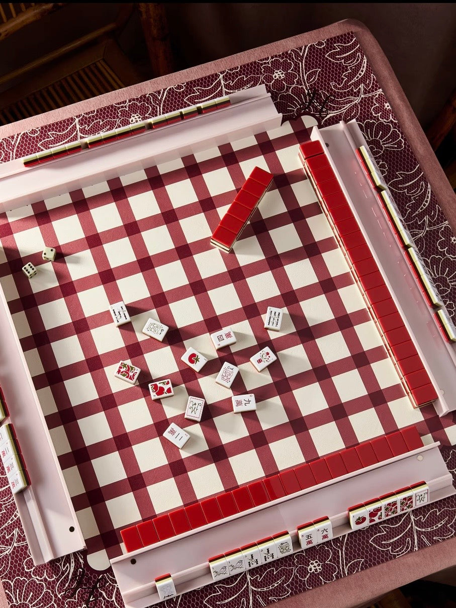 Red tomatoes Mahjong tiles set