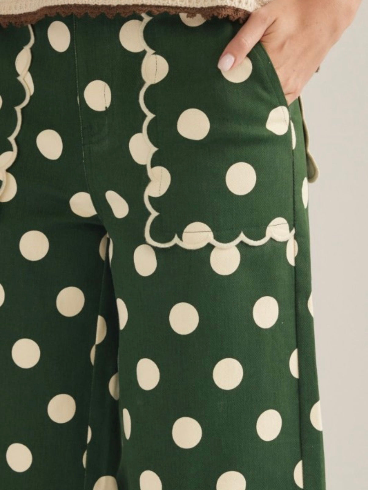 Colored polka dots fabric straight capri pants