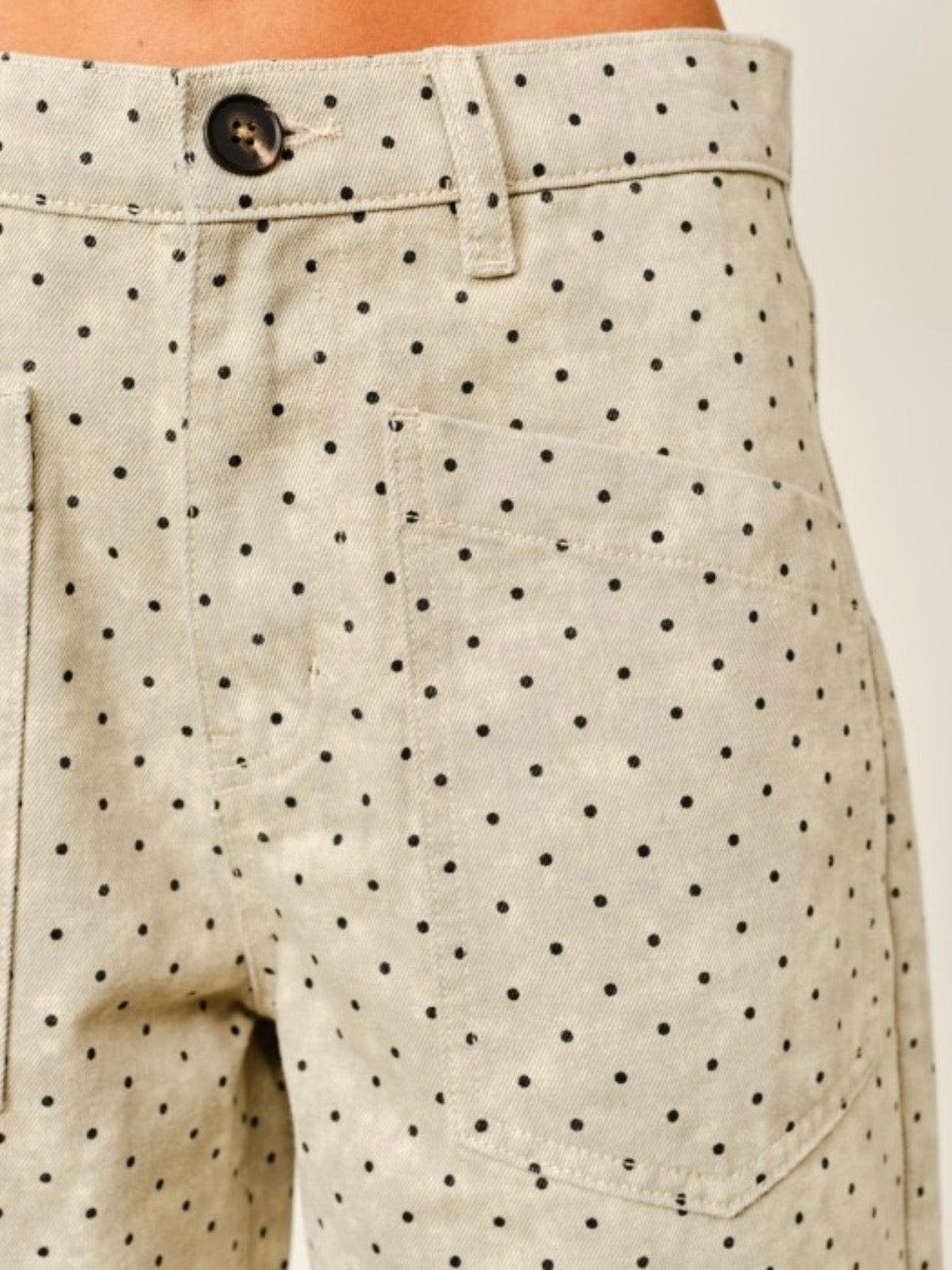 Natural polka dots Semi barrel seams set jacket and pants