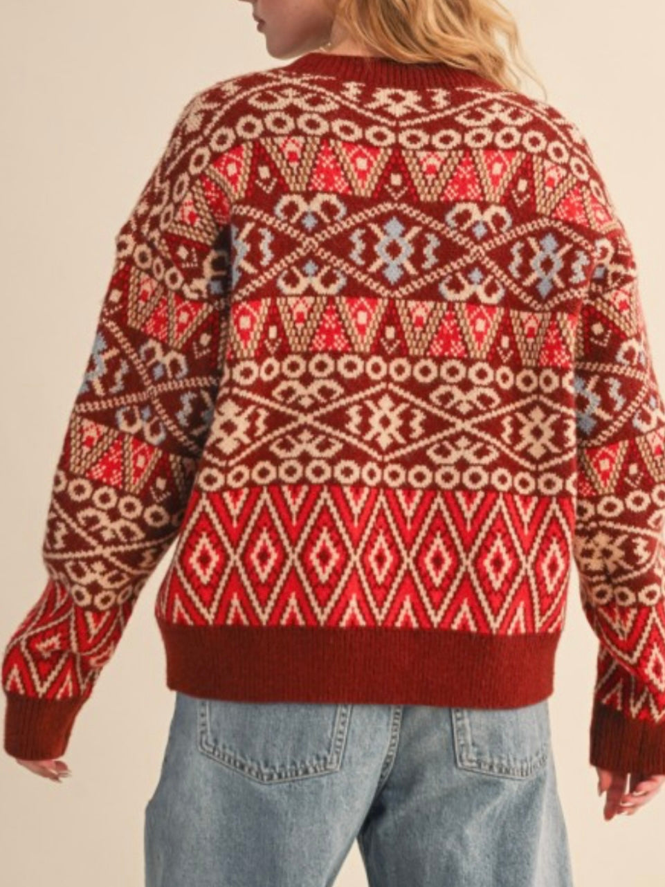 Red and pink knitted two tones sweater