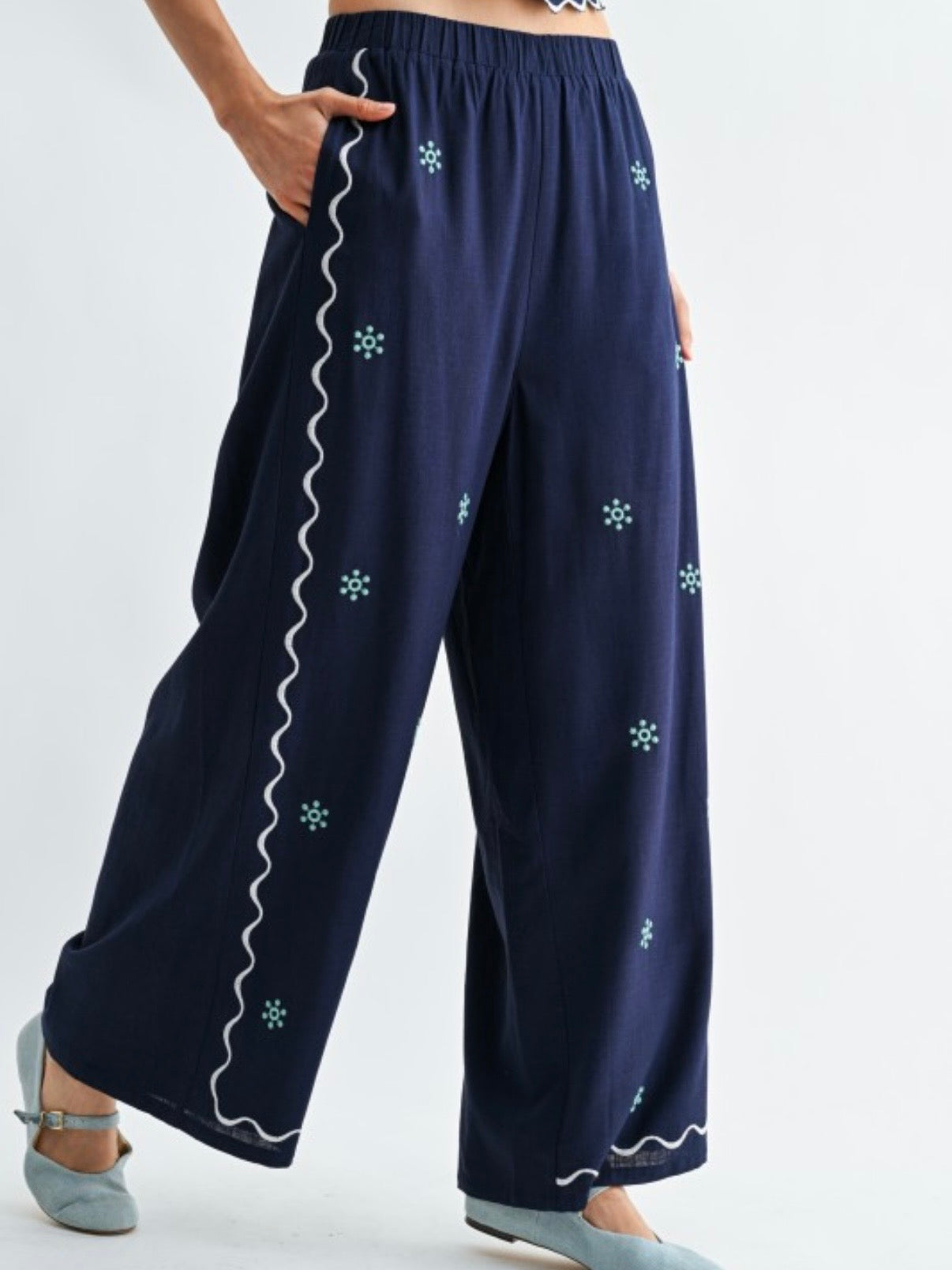 Navy blue floral detail set top and pants