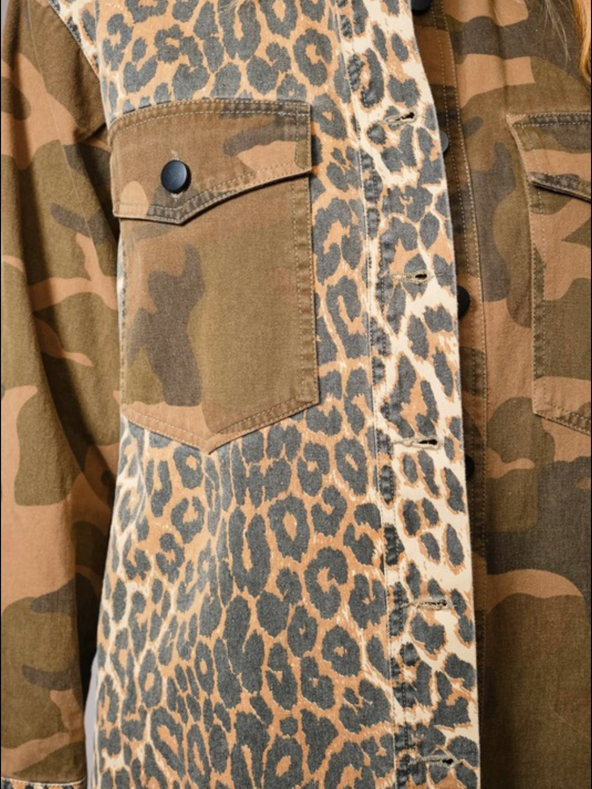 Camouflage and leopard patched mix fabrics jacket