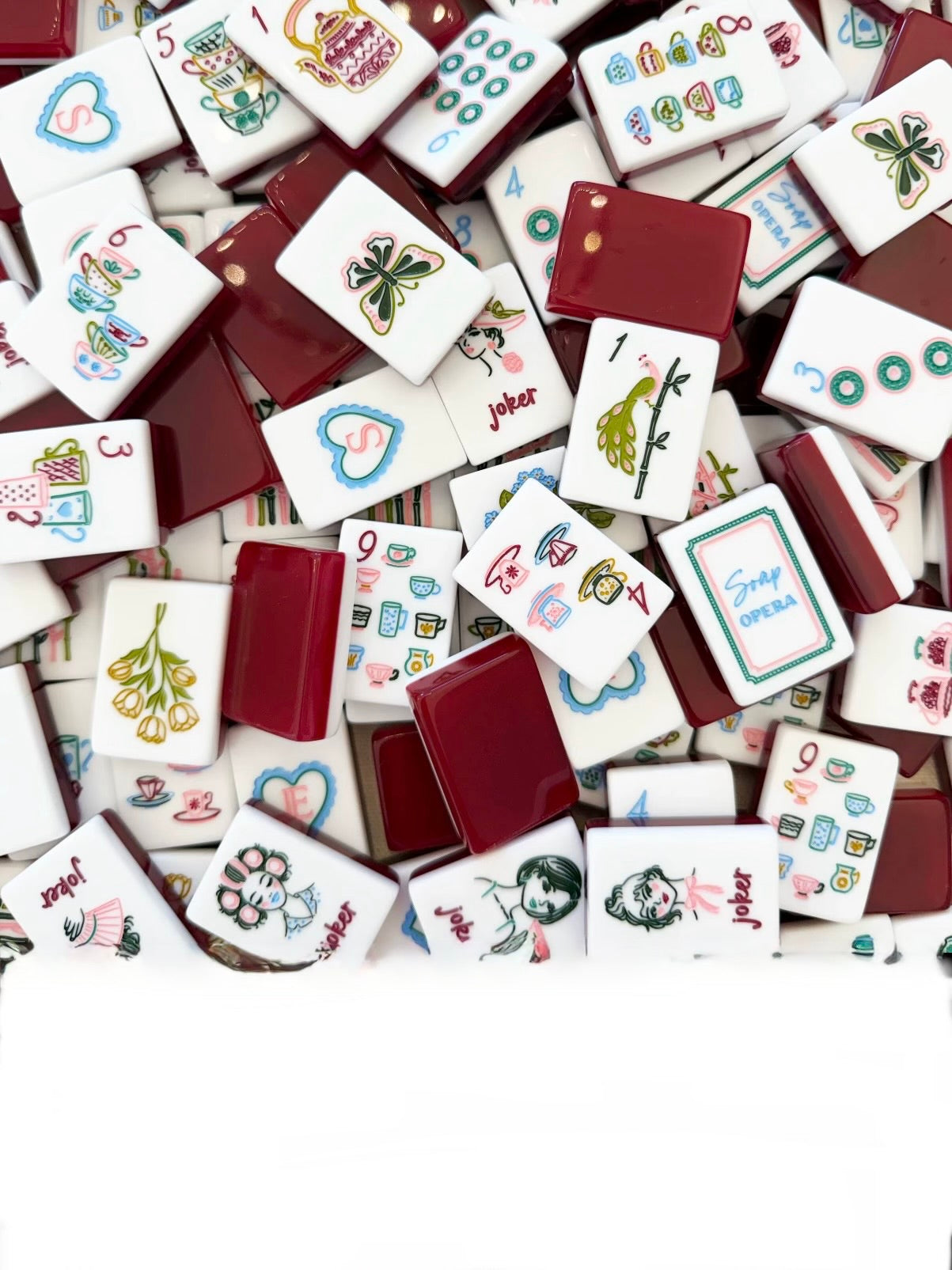 Cup of Tea, Women Roses, burgundy back Mahjong tiles set and mat
