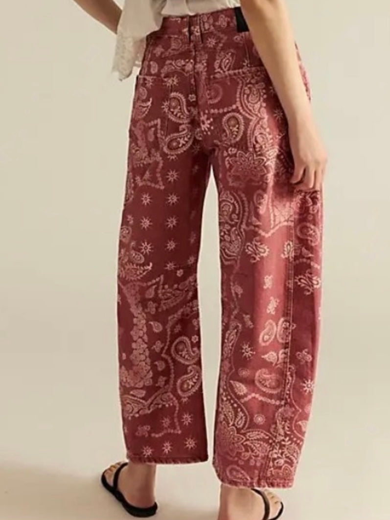 Red bacteria and floral print Pattern Barrel Pants