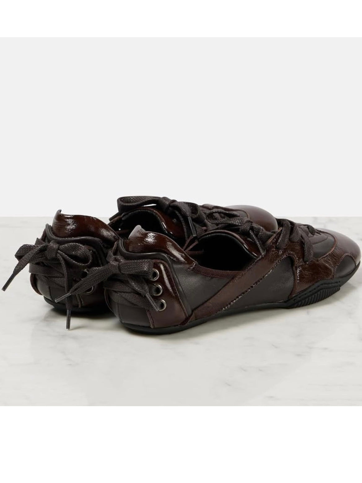 Solid colors Front tied flats shoes adjustable