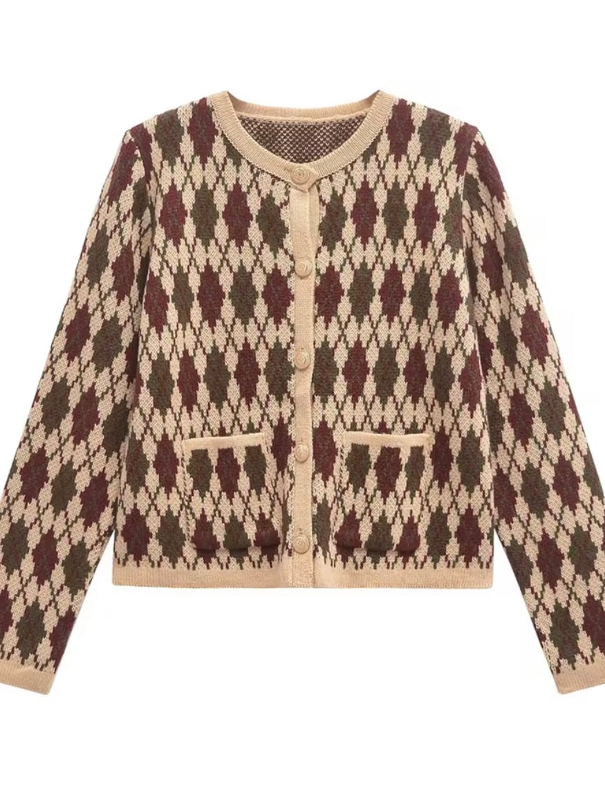 Beige and red cardigan knitted diamond pattern sweater