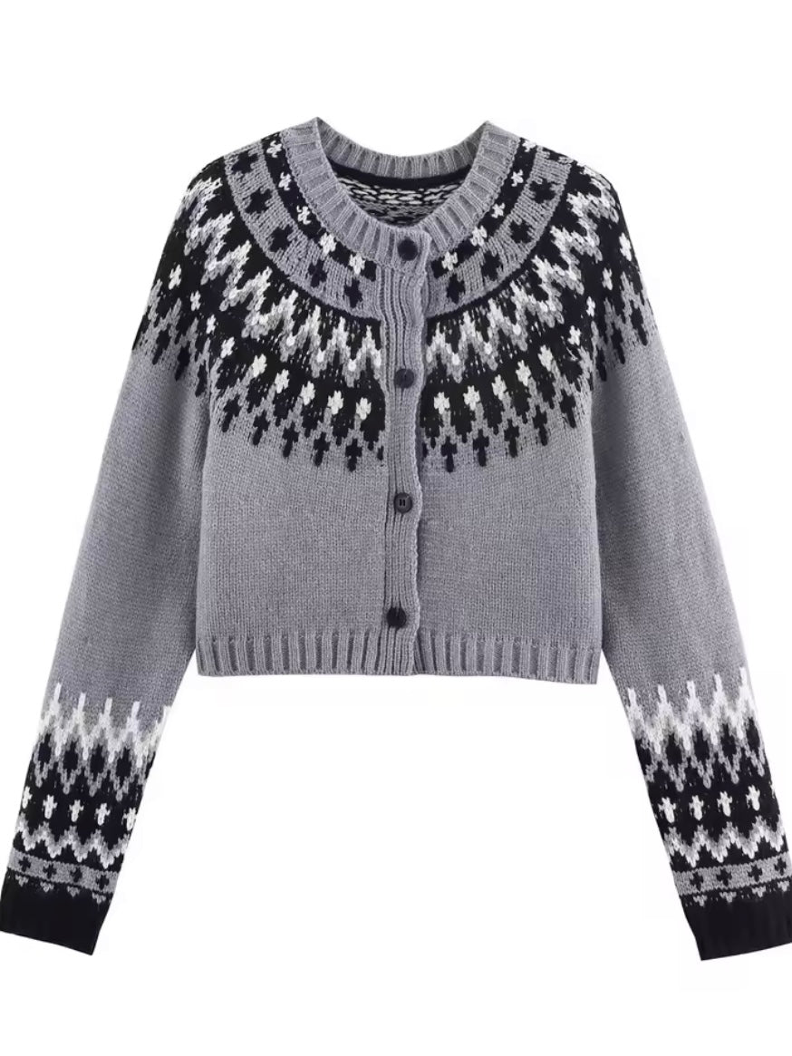 Cardigan knitted sweater