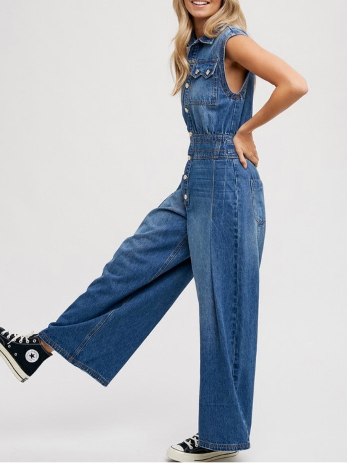 Blue denim sleeveless pleated jumper