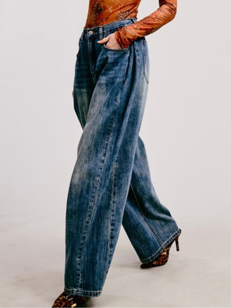 Dark Blue stonewash jeans wide leg barrel pants