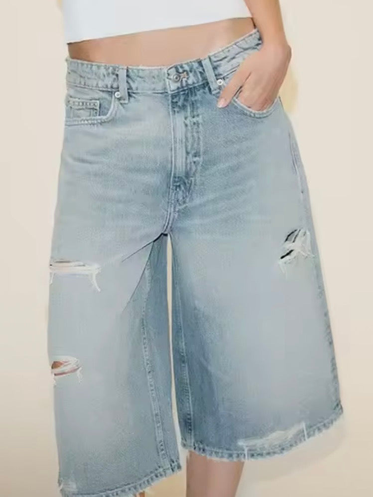 Light blue destroyed Bermudas jeans long shorts pants