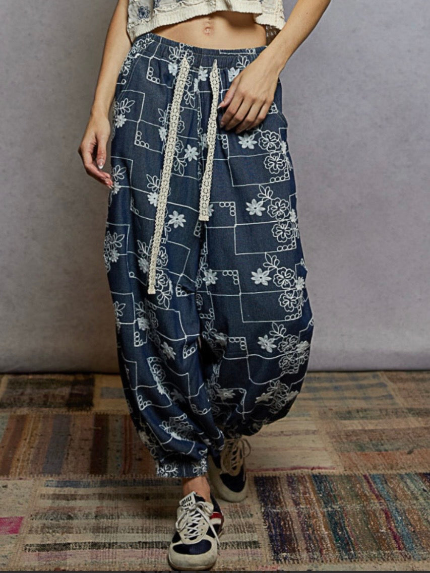 Blue and white floral embroidery baggy pants