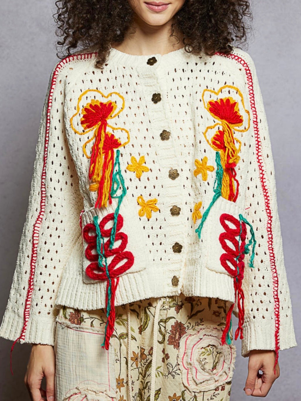 Flowers front detail solid colors cardigan knitted sweater