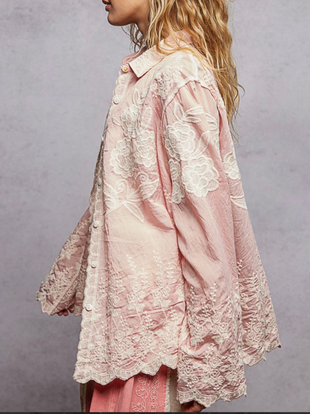 Solid color embroidery shirt