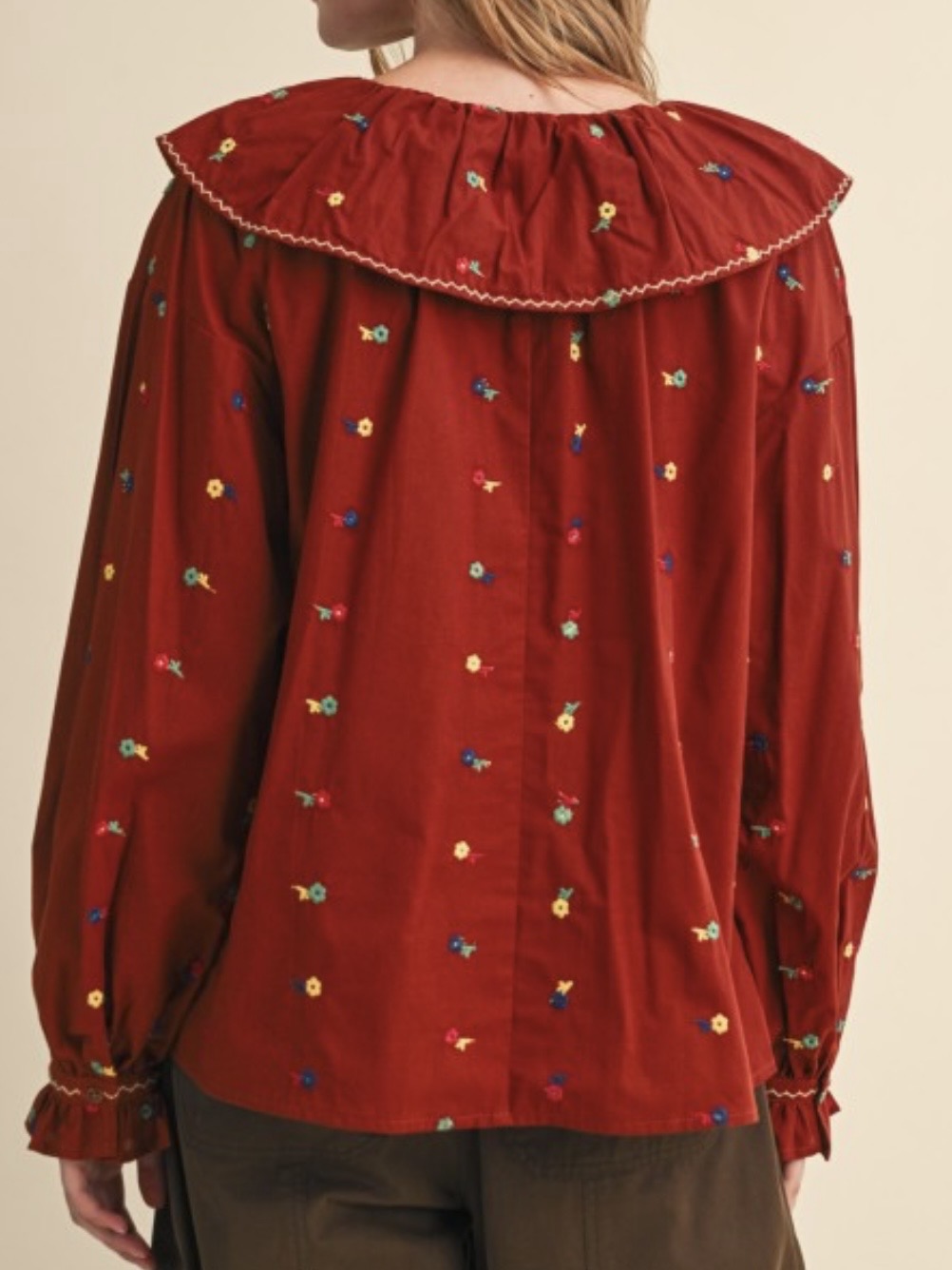 Beige and red long little flowers embroidered bubble sleeves flap neck shirt top