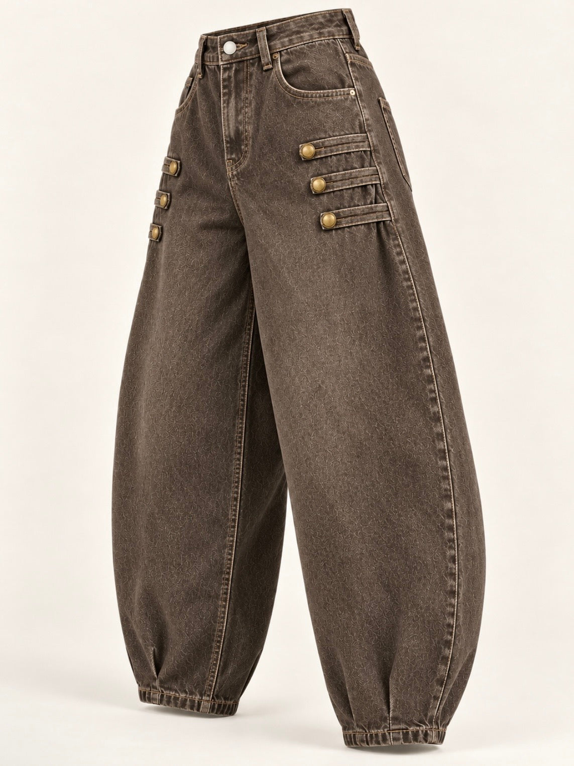 Barrel seams gold studded buttons details pants