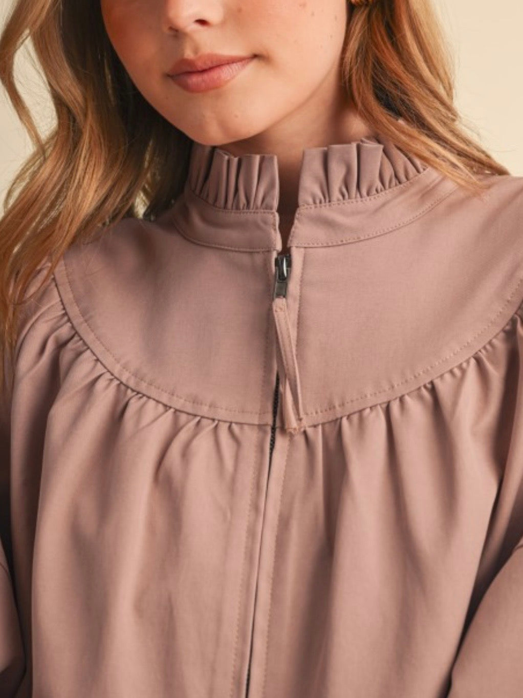 Ash rose zipper embroidered details jacket