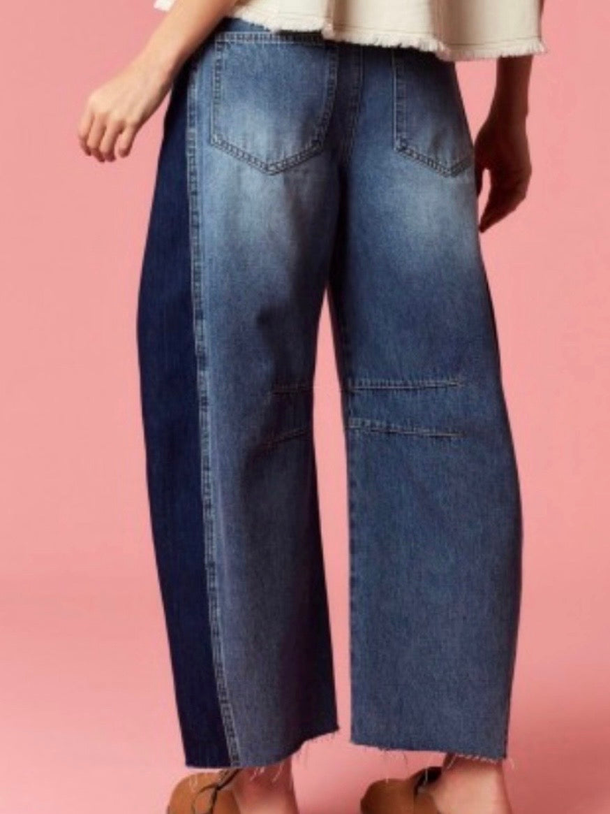 Blue block washed barrel jeans pants