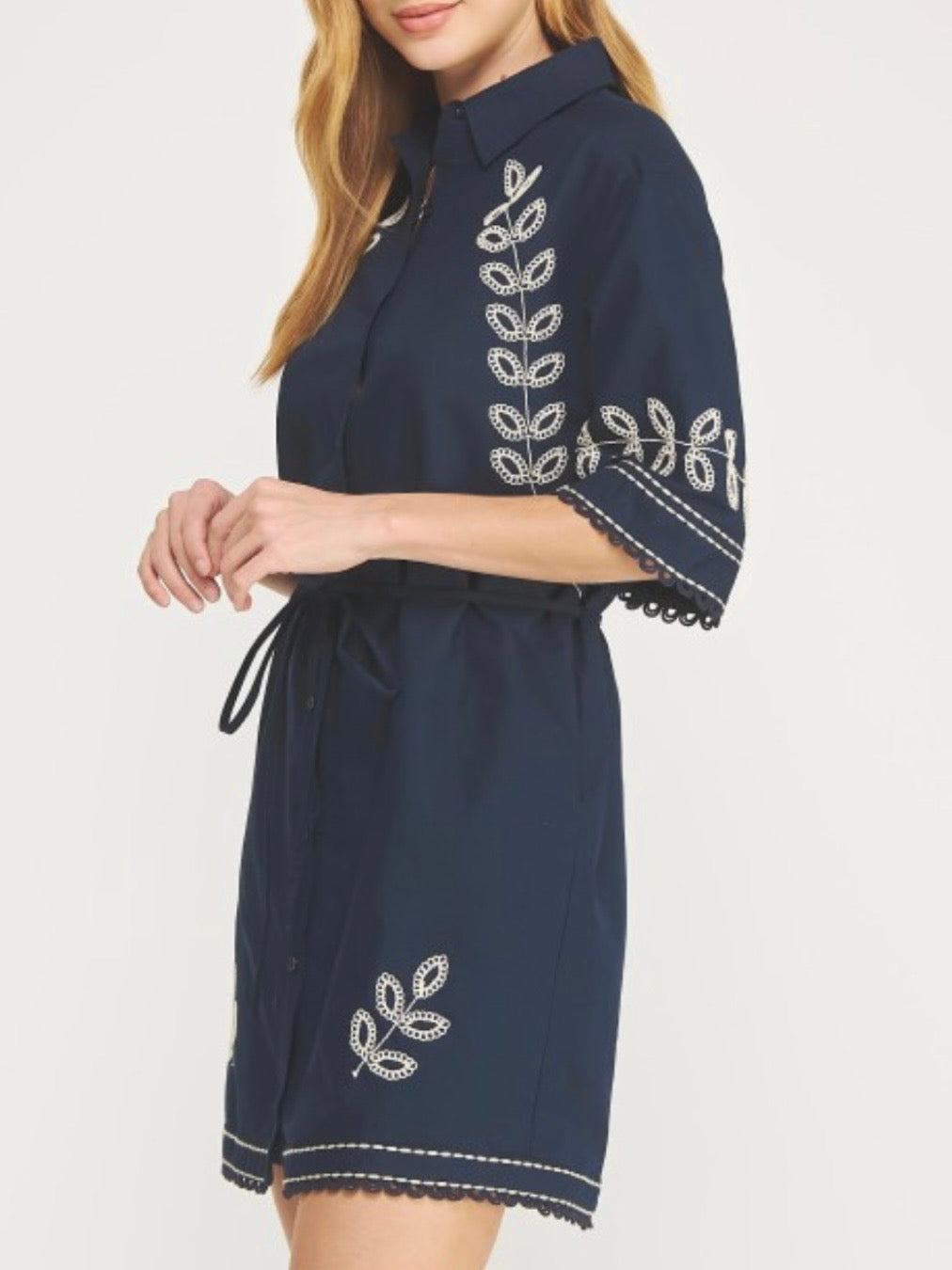 Navy blue and white floral short sleeves detail short mini dress