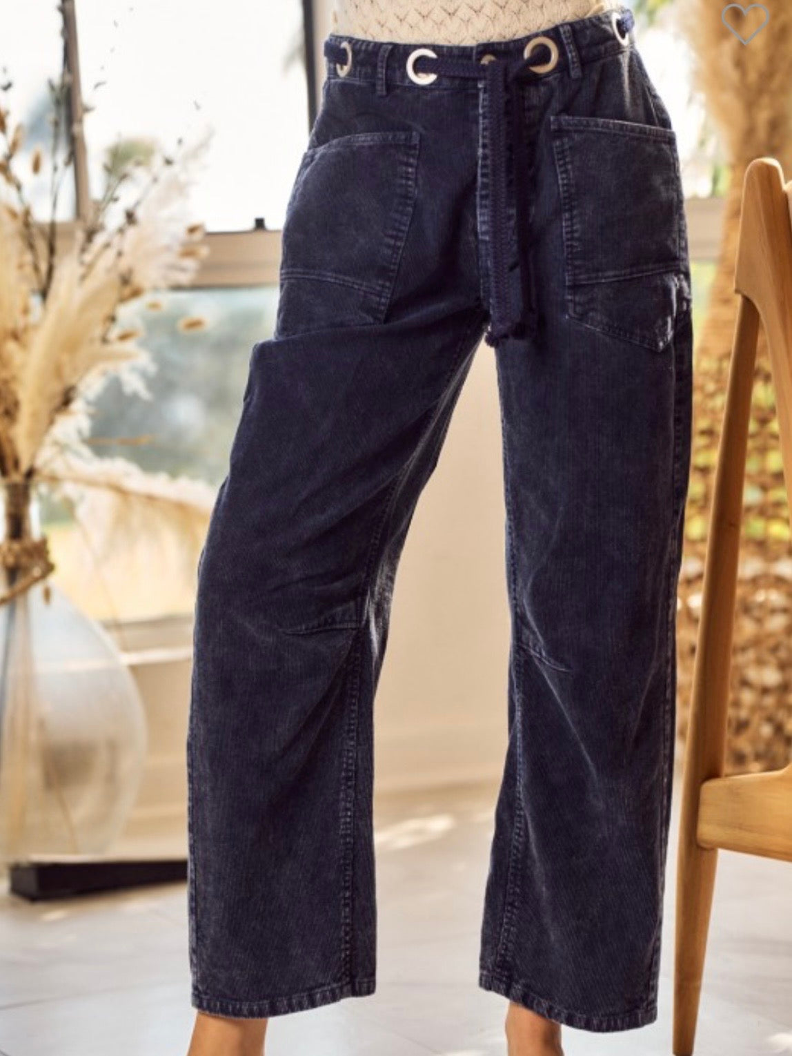 Blue washed pleated corduroy pants