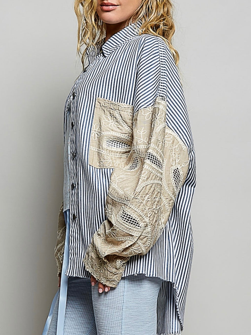 Blue striped mix fabrics shacket - shirt lace details