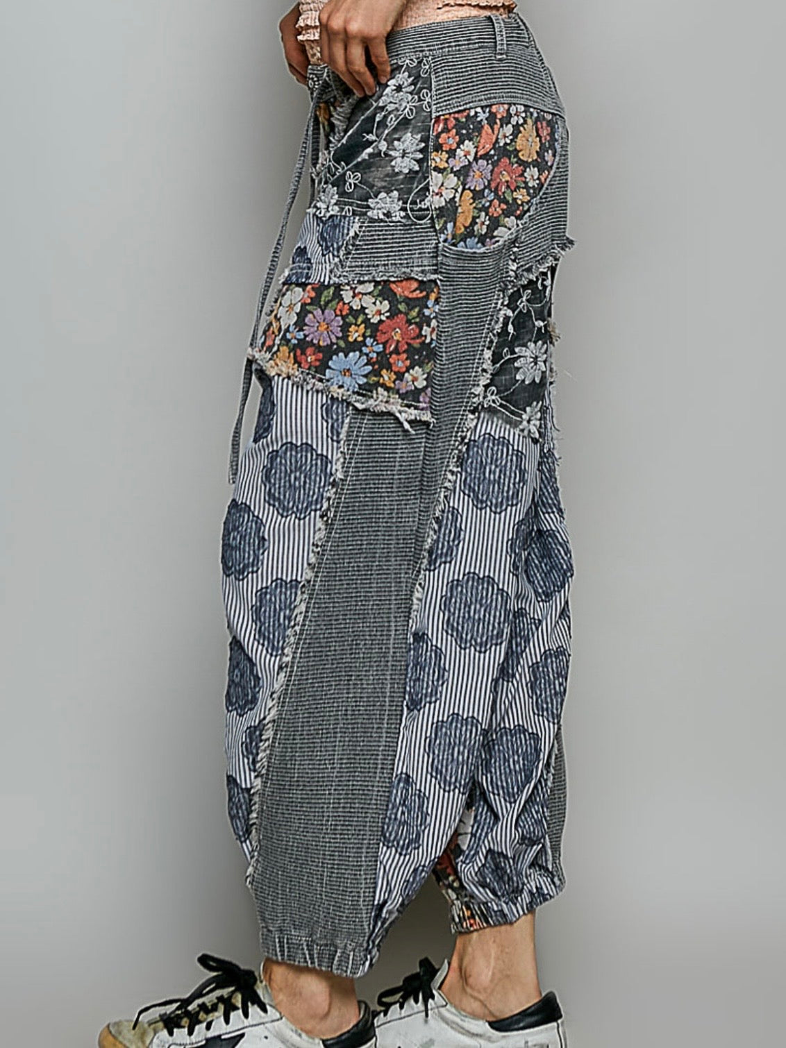Grey striped florals print patched joggers pants