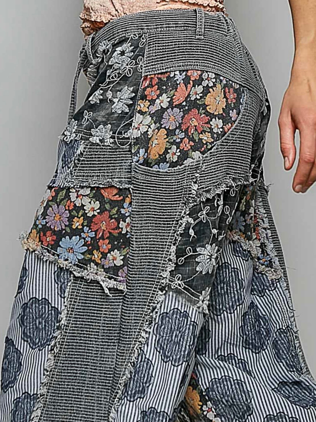 Grey striped florals print patched joggers pants