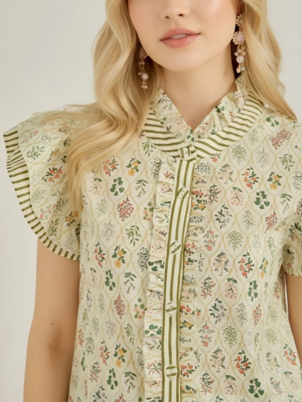 Light green ruffle short sleeves shirt blouse