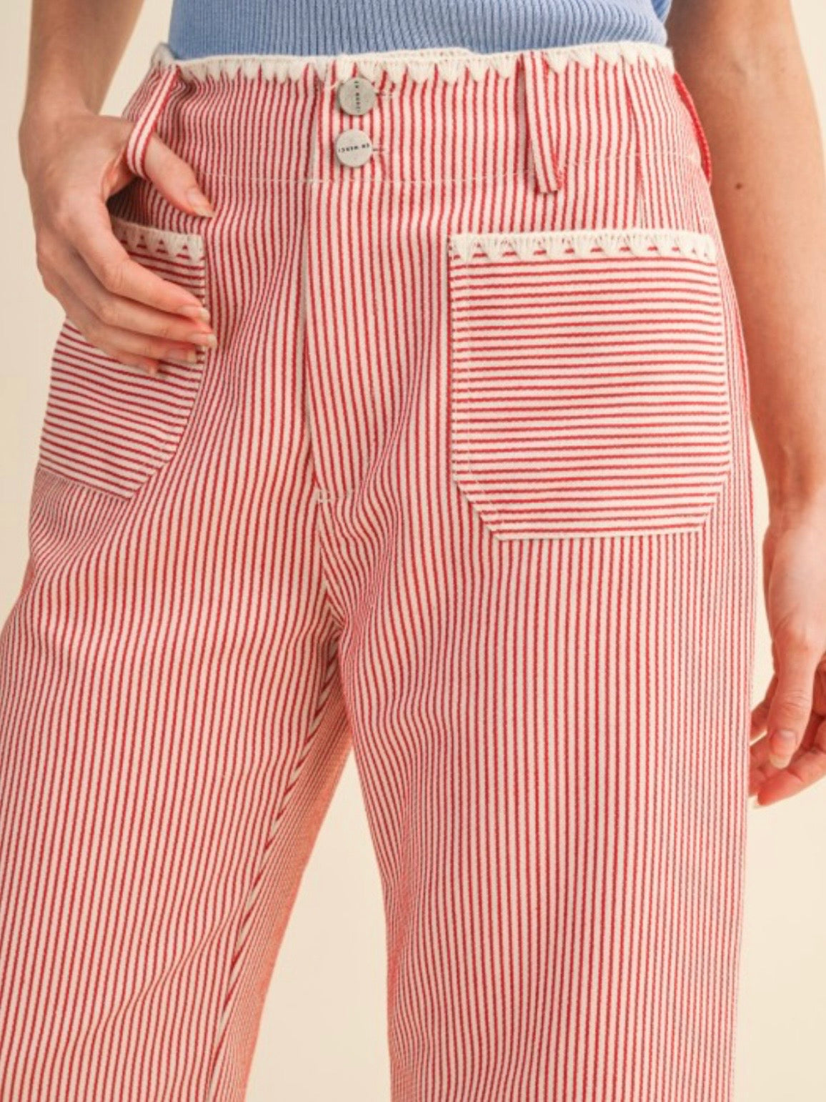Color striped white fabric straight Capri pants