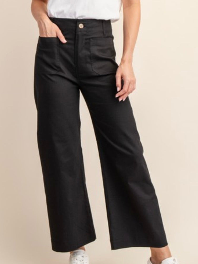 Solid colors fabric straight Capri pants