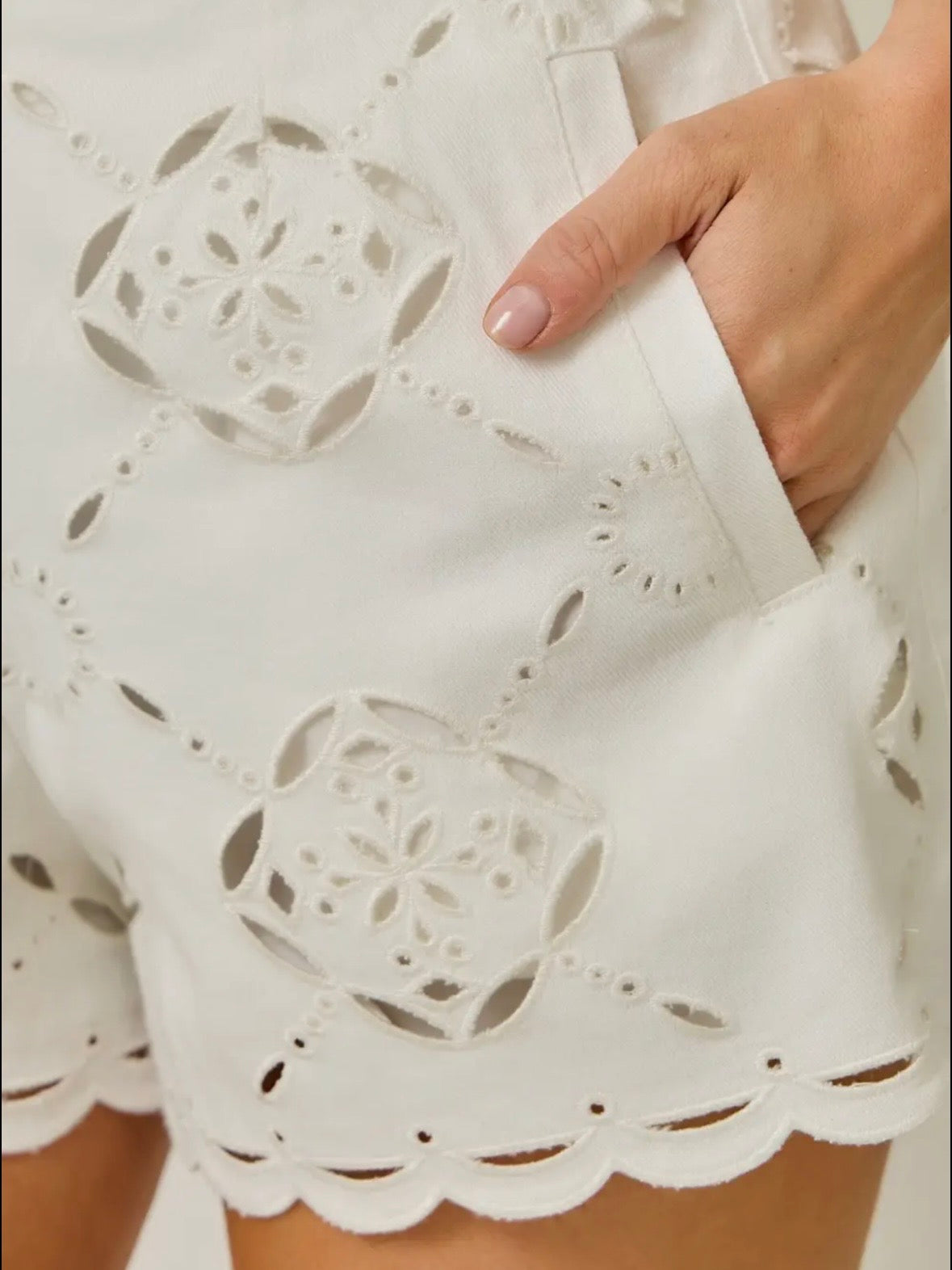 Denim blue - white cutout short pants