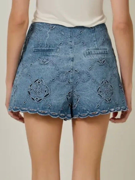 Denim blue - white cutout short pants