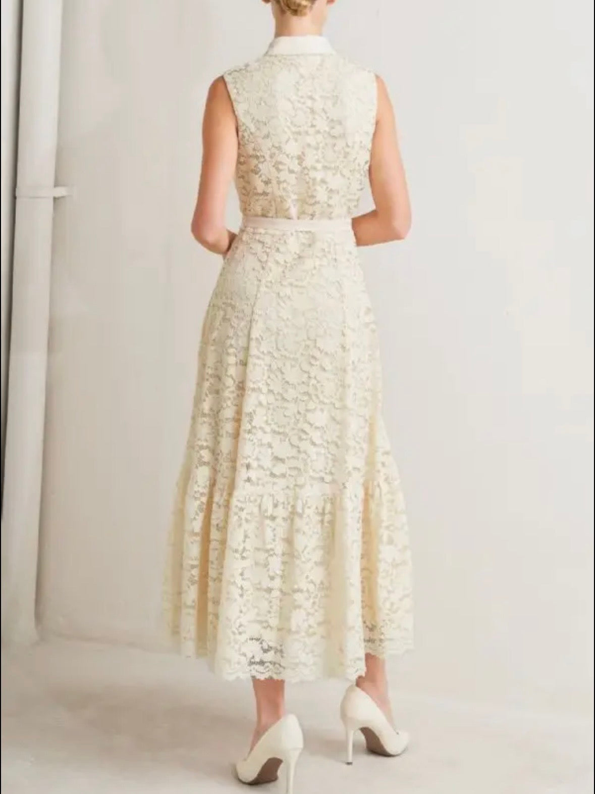 Beige buttons down lace maxi dress