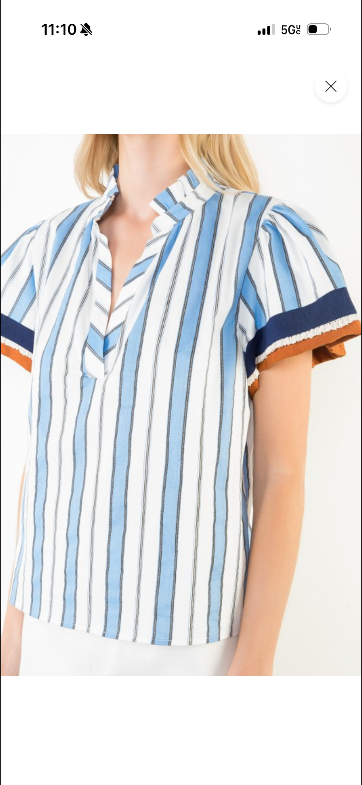 White and light blue striped bomber short sleeves shirt