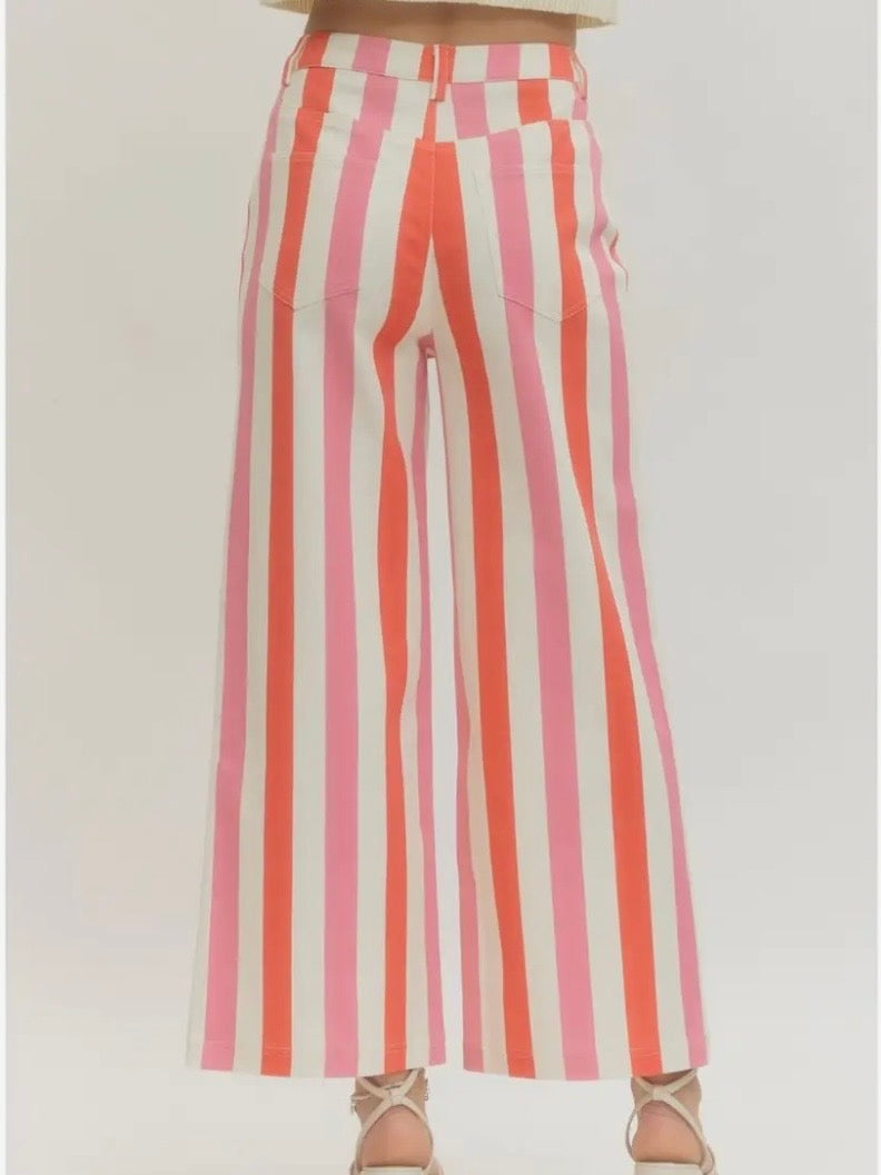 Color striped fabric straight Capri pants