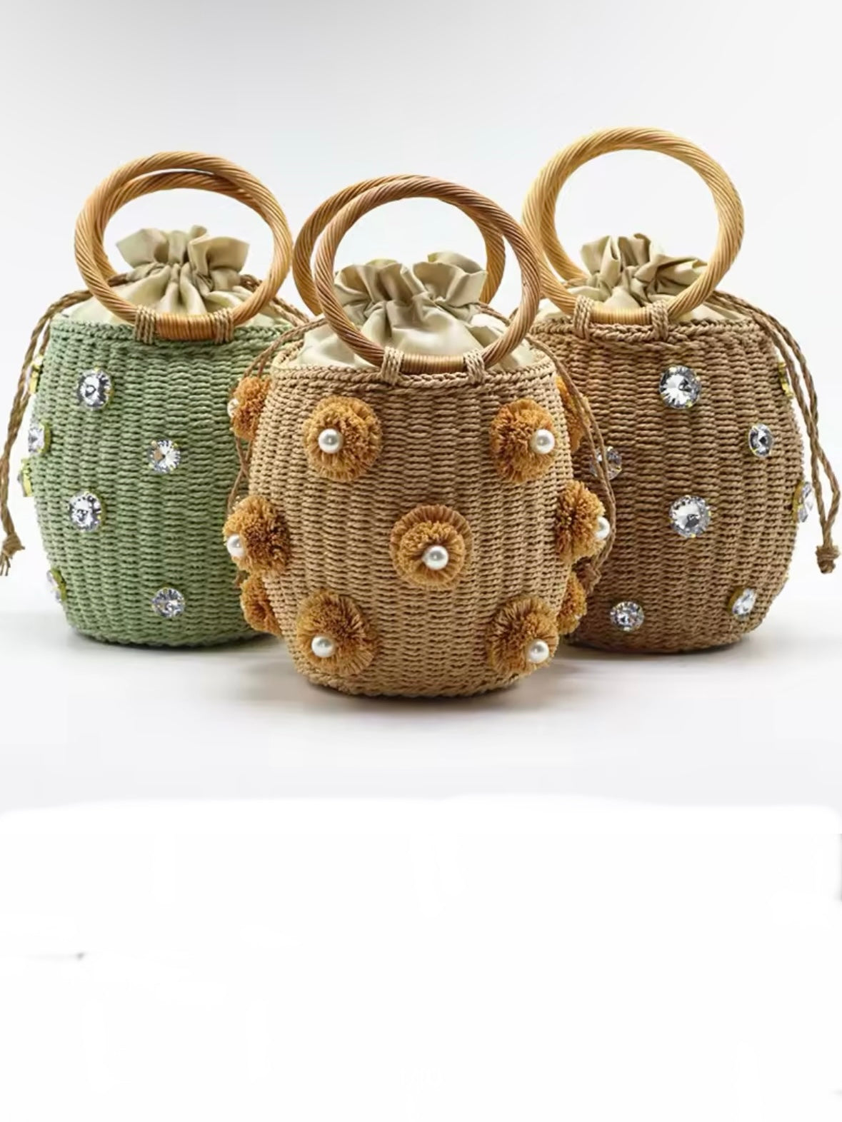 Pineapple straw handbag