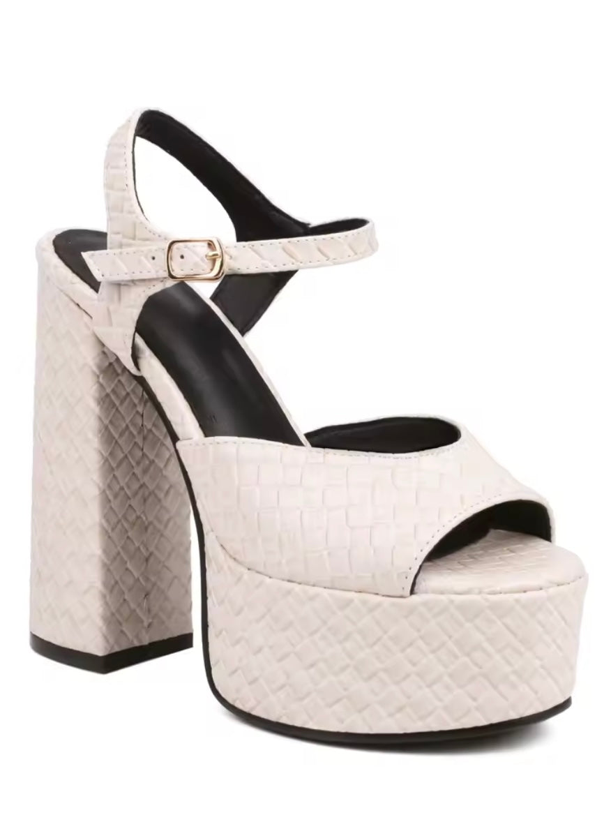 Solid colors woven pattern platform high heels sandals