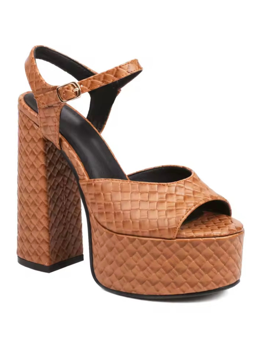 Solid colors woven pattern platform high heels sandals