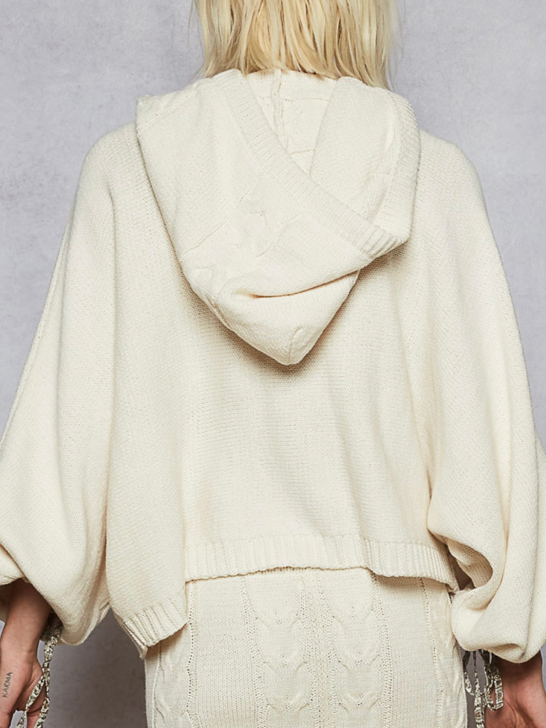 Off white knitted hoodie Set of sweater and pants